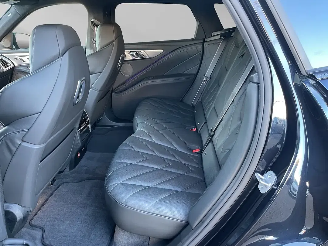 BMW XM - Thumbnail 6