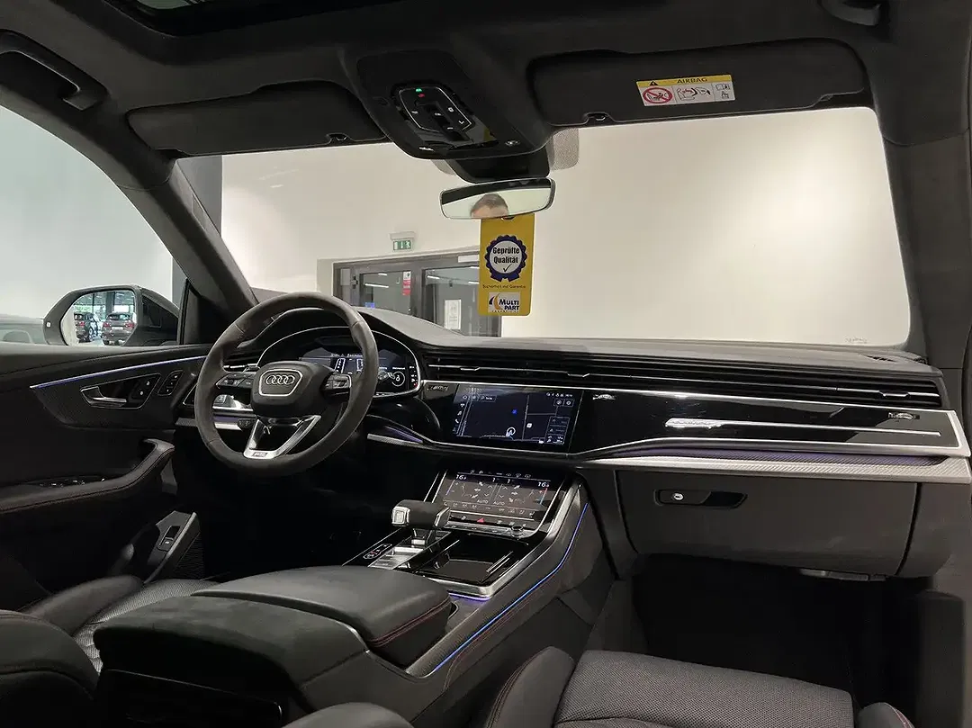 Audi RS Q8 - Thumbnail 13