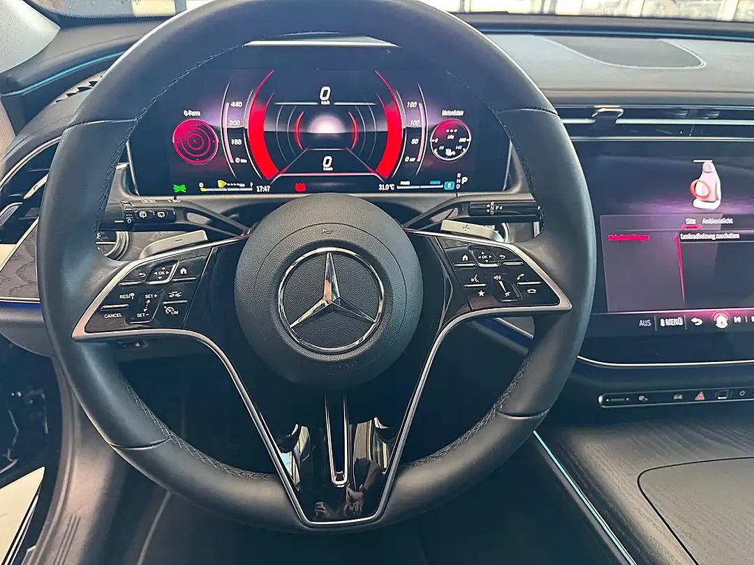 Mercedes-Benz E 220 4MATIC Avantgarde - Thumbnail 5