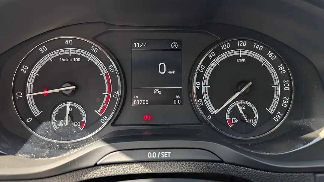 Skoda Karoq Clever - Thumbnail 19