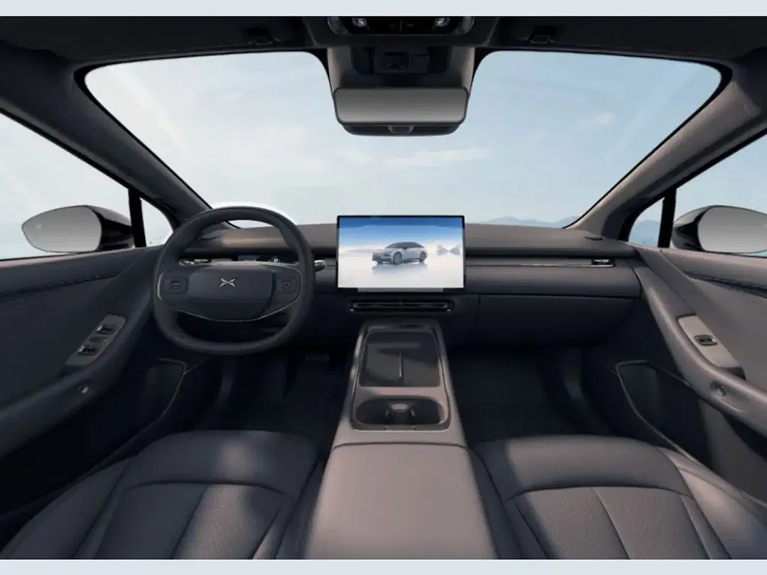Xpeng P7 RWD Long Range - Thumbnail 4