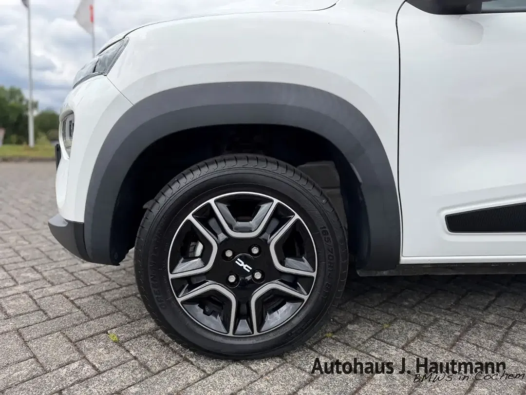 Dacia Spring EV Essential - Thumbnail 3
