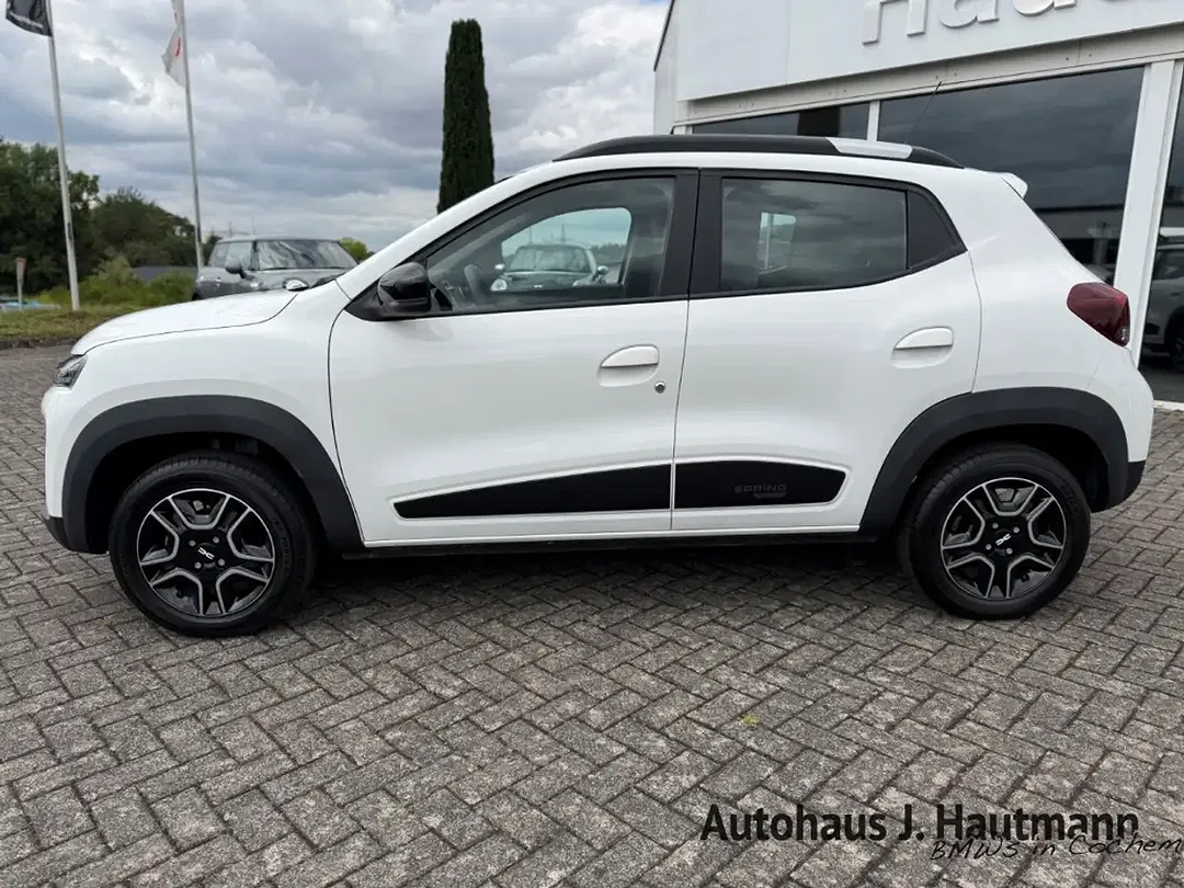 Dacia Spring EV Essential - Thumbnail 4