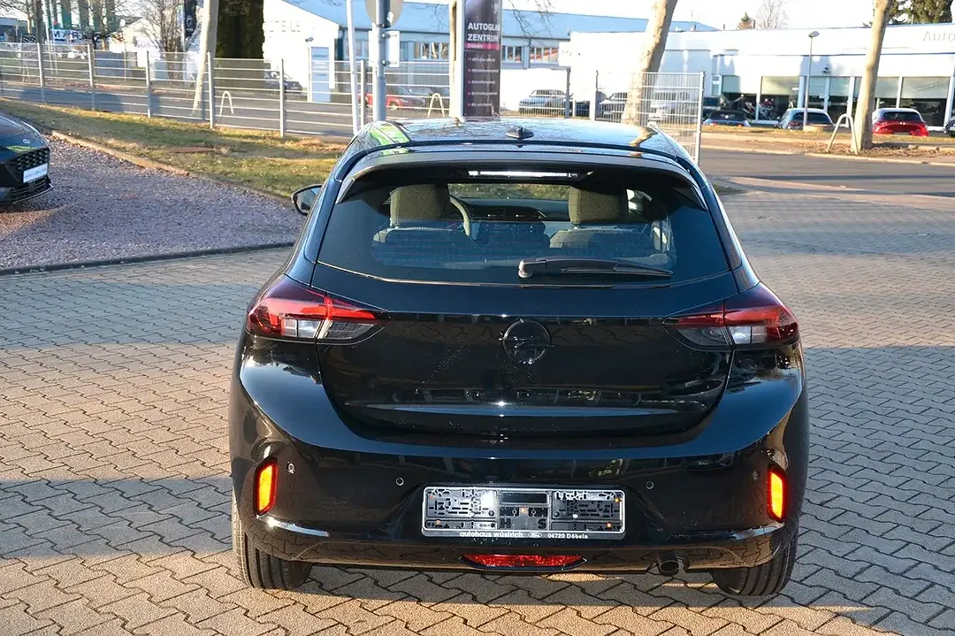 Opel Corsa Edition - Thumbnail 3
