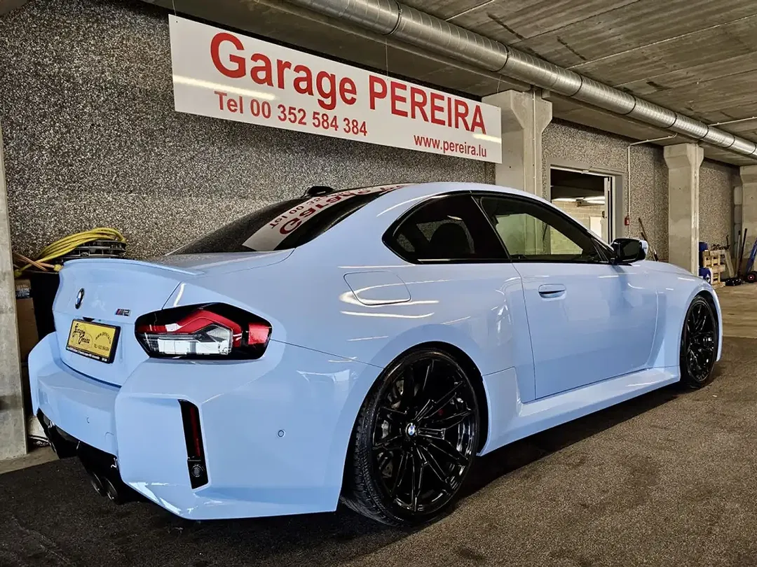 BMW M2 Coupe - Thumbnail 3