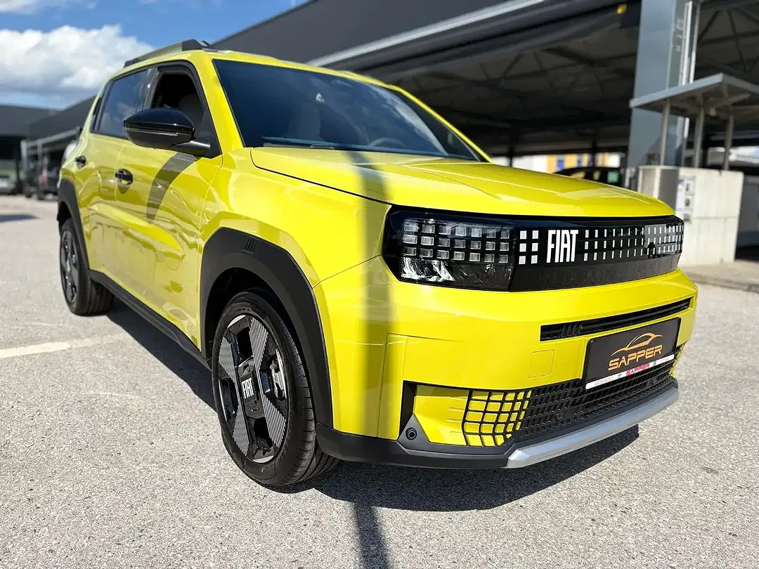 Fiat Grande Panda EV La Prima - Thumbnail 4