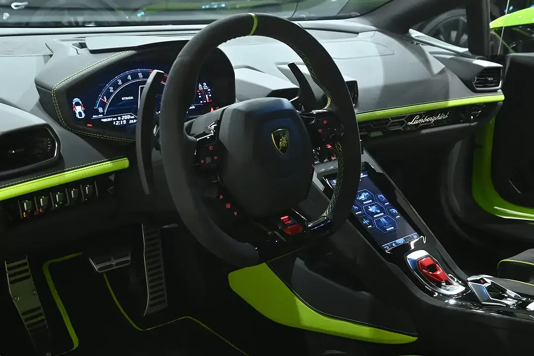 Lamborghini Huracán Tecnica - Thumbnail 5