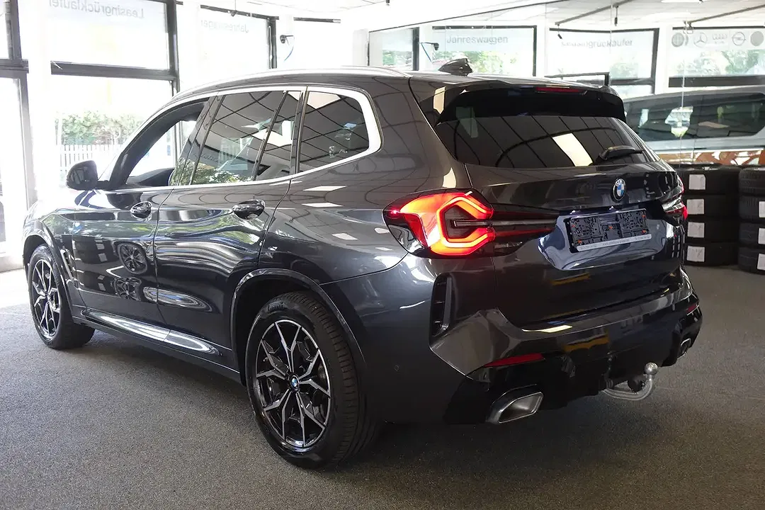 BMW X3 xDrive M Sport - Thumbnail 4