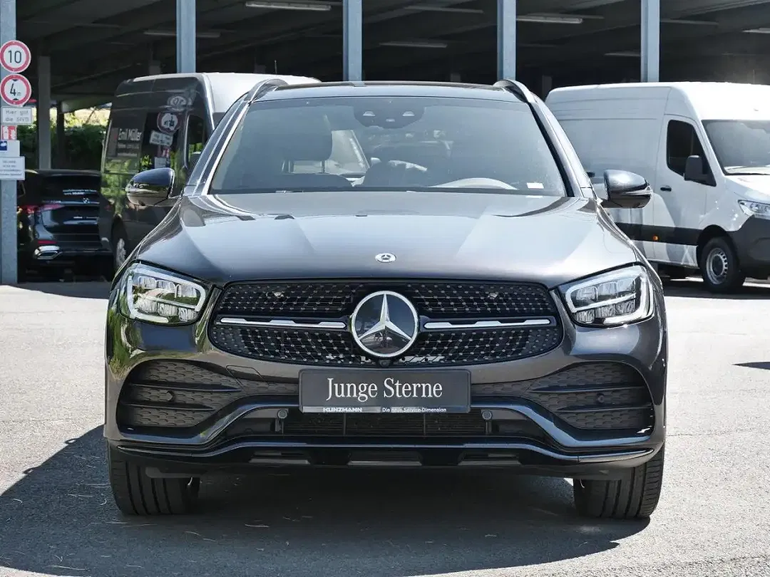 Mercedes-Benz GLC 400 4MATIC AMG Night - Thumbnail 2