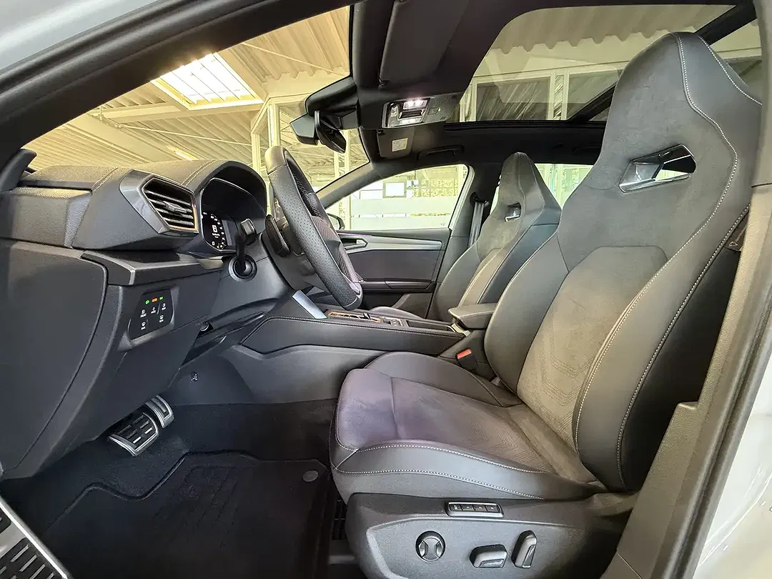 CUPRA Leon 1.5 eTSI DSG Matrix LED Sportstourer - Thumbnail 14