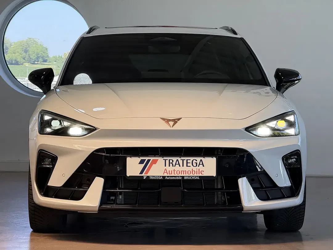 CUPRA Leon 1.5 eTSI DSG Matrix LED Sportstourer - Thumbnail 3