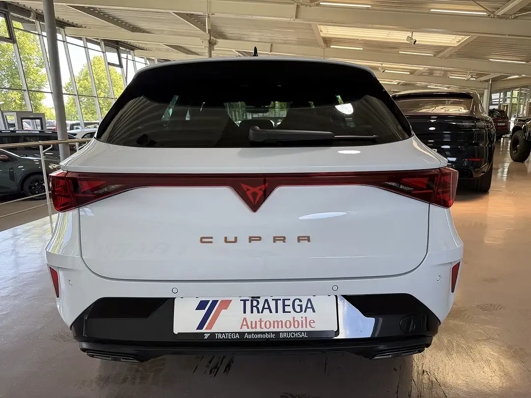 CUPRA Leon 1.5 eTSI DSG Matrix LED Sportstourer - Thumbnail 7