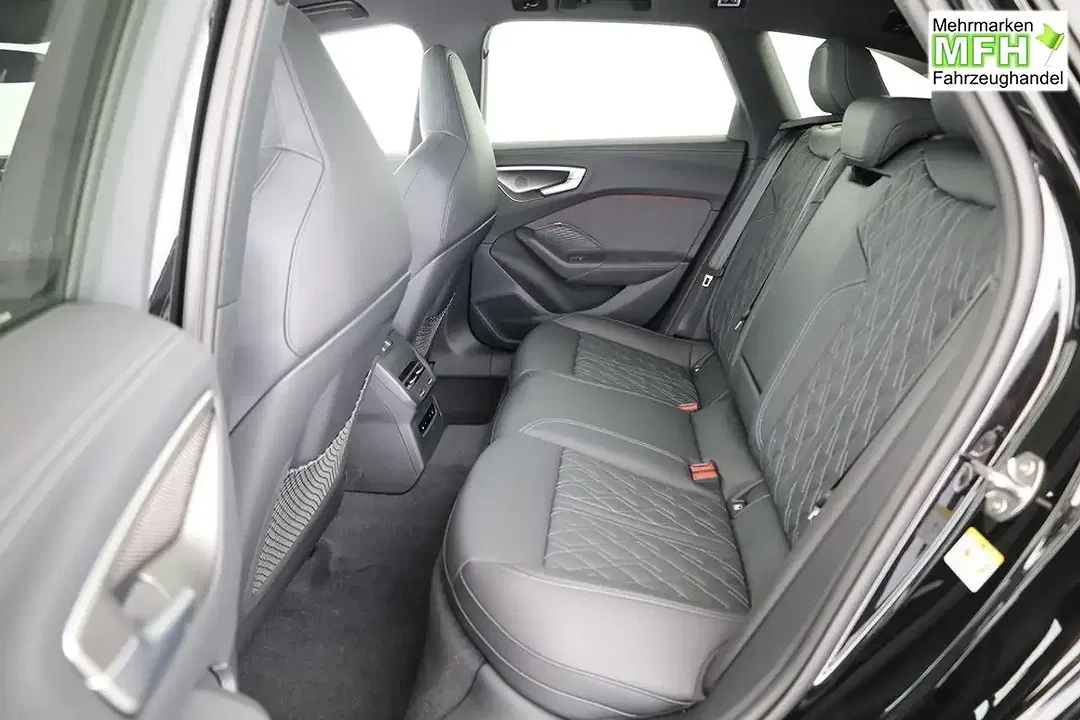 Audi S5 TFSI quattro Avant - Thumbnail 12