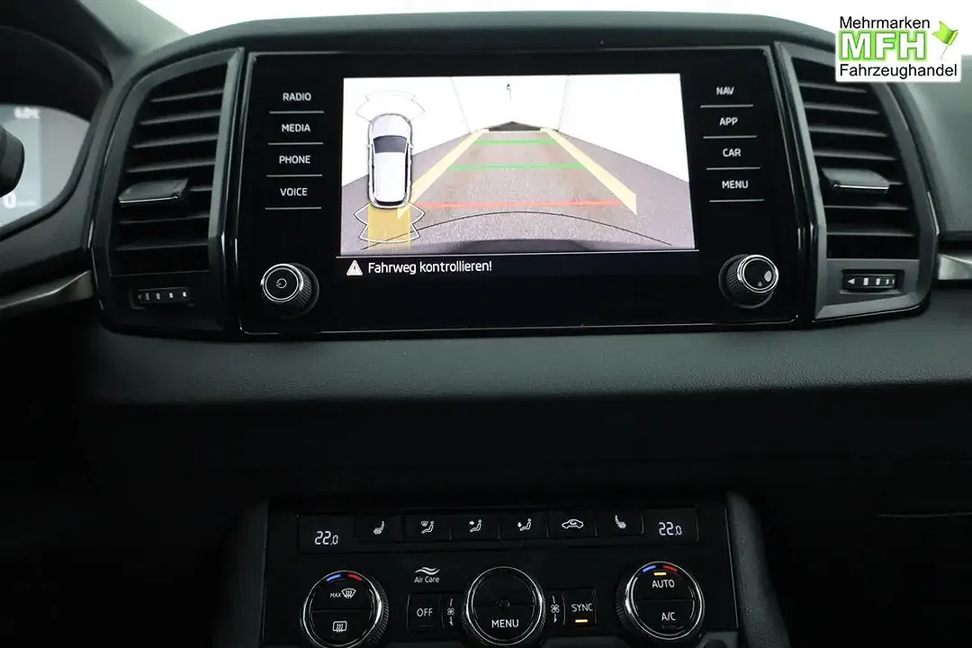 Skoda Karoq 2.0 TDI DSG 4x4 Selection - Thumbnail 6