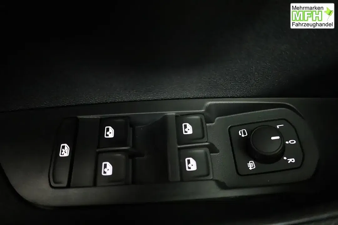Skoda Karoq 2.0 TDI DSG 4x4 Selection - Thumbnail 7