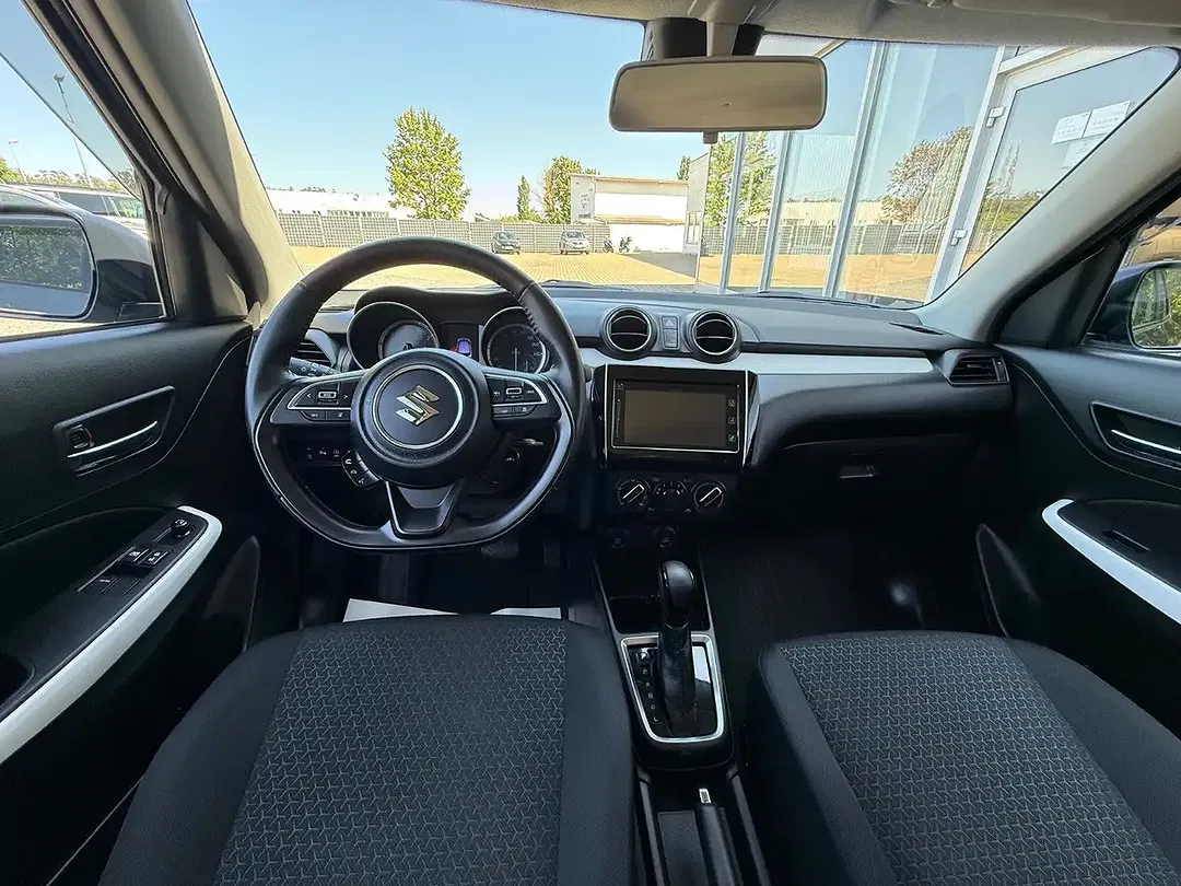 Suzuki Swift Hybrid 1.2 Dualjet CVT Comfort - foto 12
