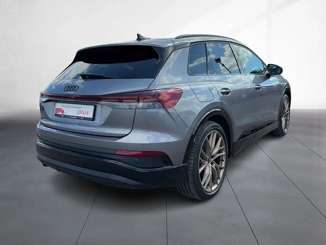 Audi Q4 e-tron 40 - Thumbnail 3