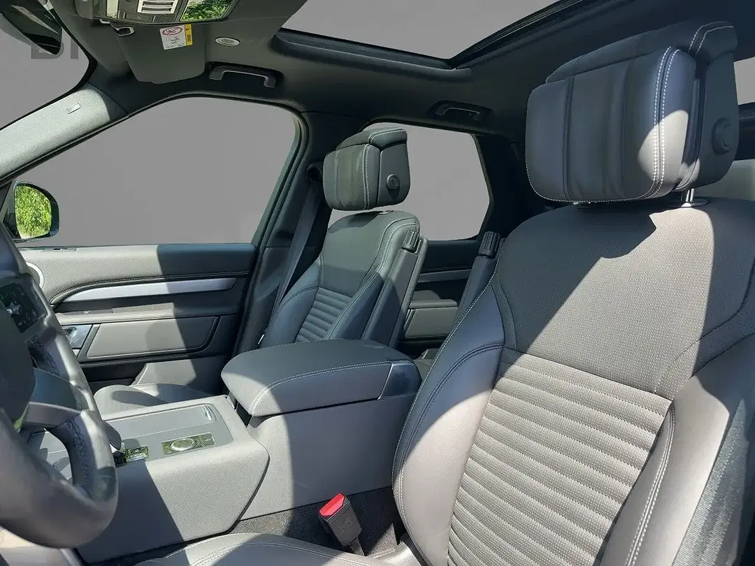 Land Rover Discovery D350 AUT Dynamic HSE - Thumbnail 8