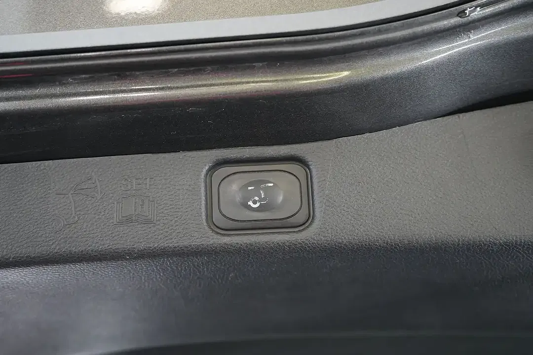 Ford Galaxy 2.0 TDCi AUT Titanium - Thumbnail 24