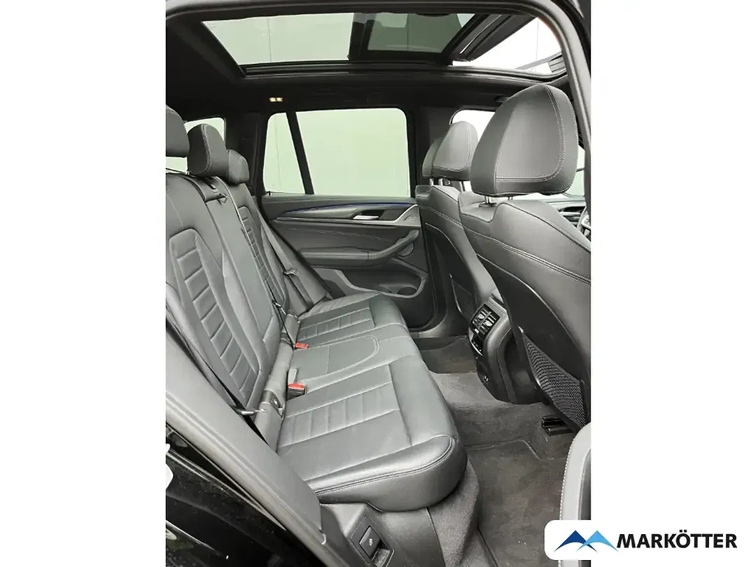 BMW X3 xDrive M40i - Thumbnail 11