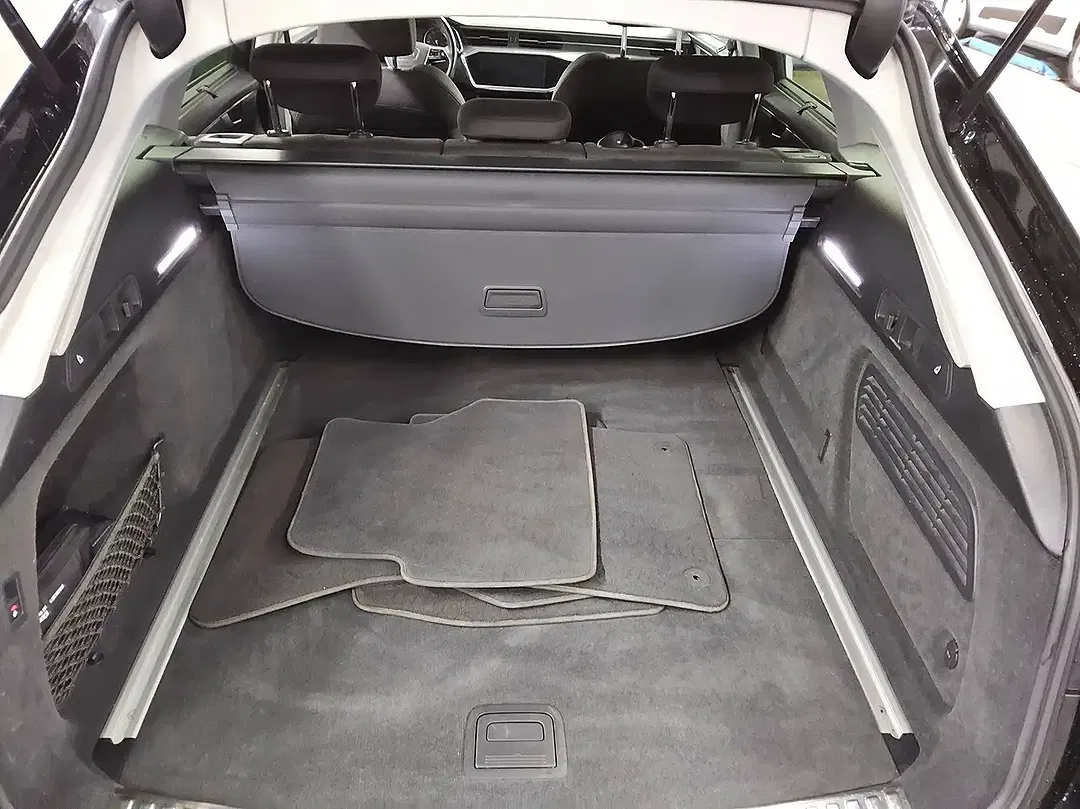 Audi A6 35 TDI Avant sport - Thumbnail 11