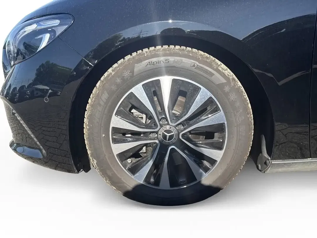 Mercedes-Benz B 180 - Thumbnail 3