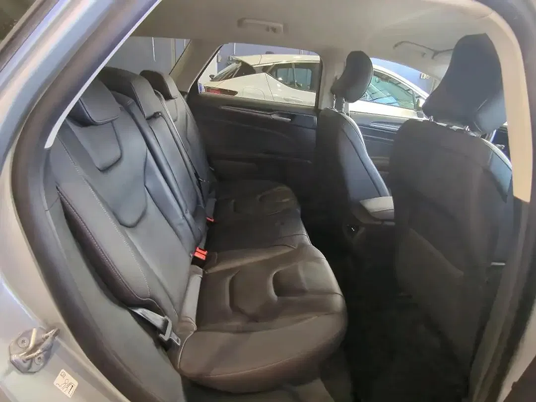 Ford Mondeo 2.0 Hybrid AUT Titanium - Thumbnail 8