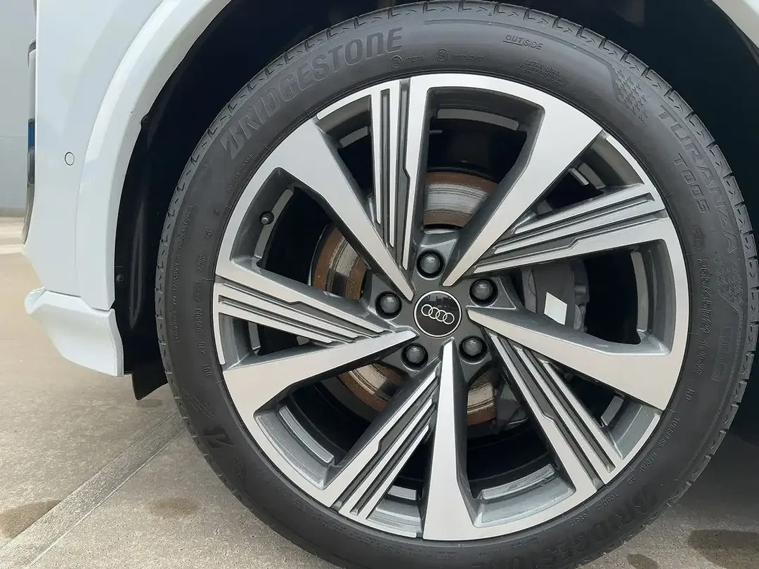 Audi SQ6 e-tron - Thumbnail 14