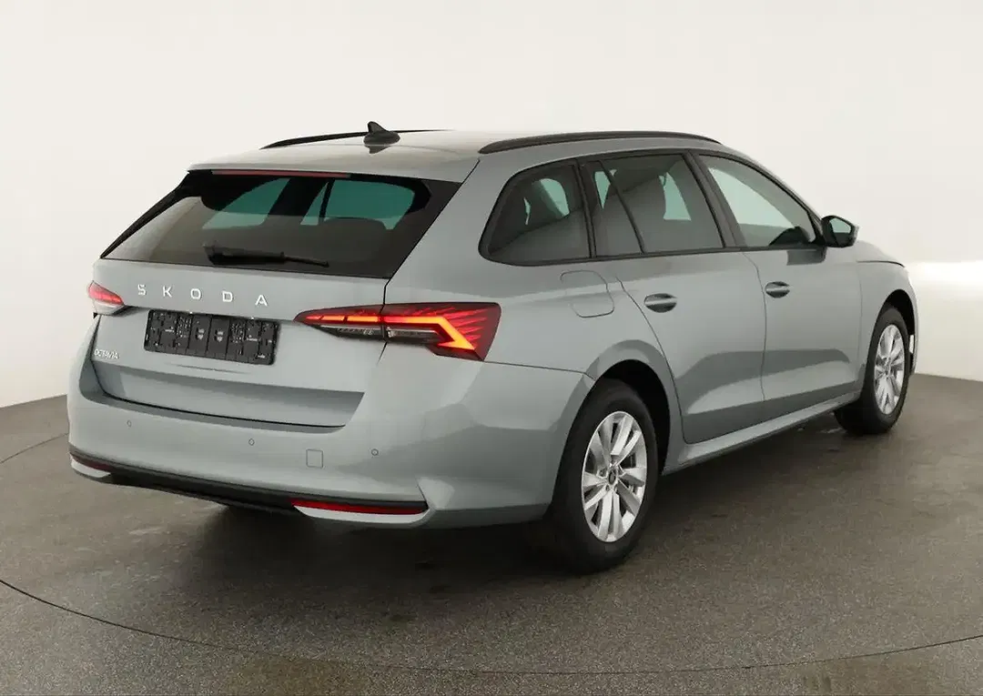Skoda Octavia TDI DSG Combi Selection - Thumbnail 3