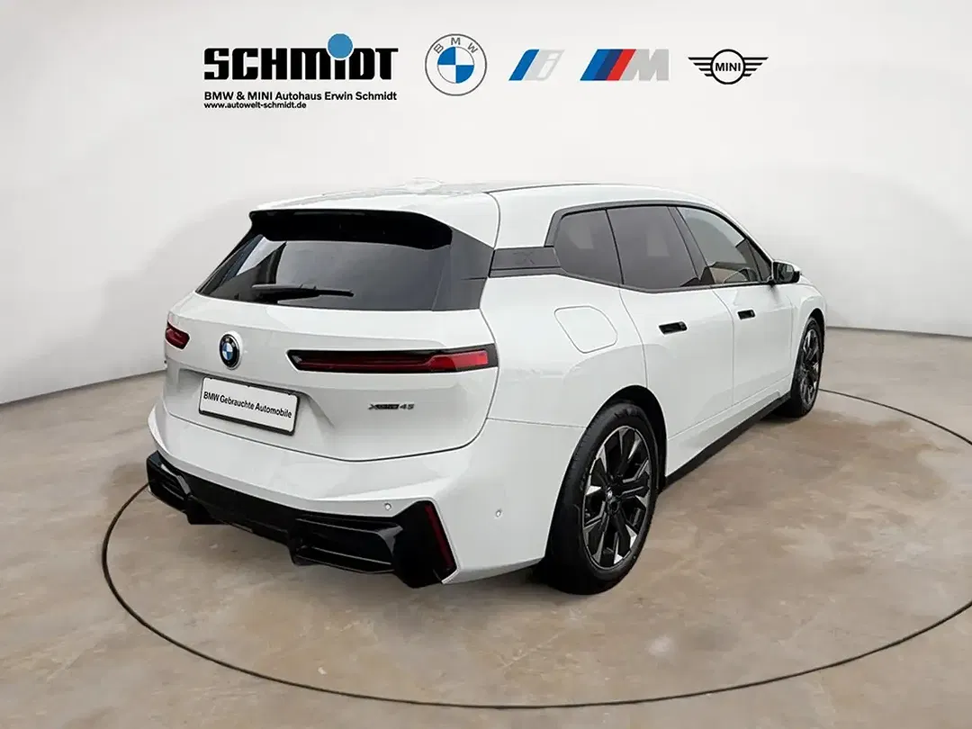 BMW iX xDrive M Sport - Thumbnail 7