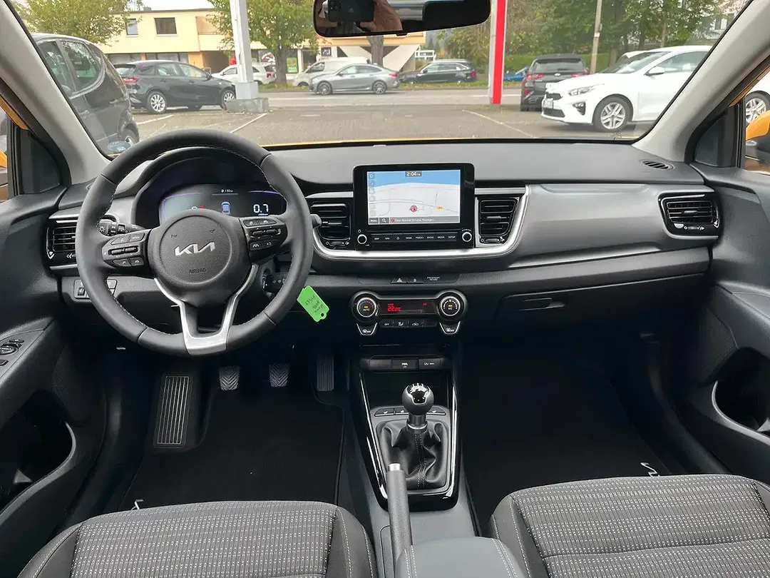 Kia Stonic Vision - Thumbnail 11
