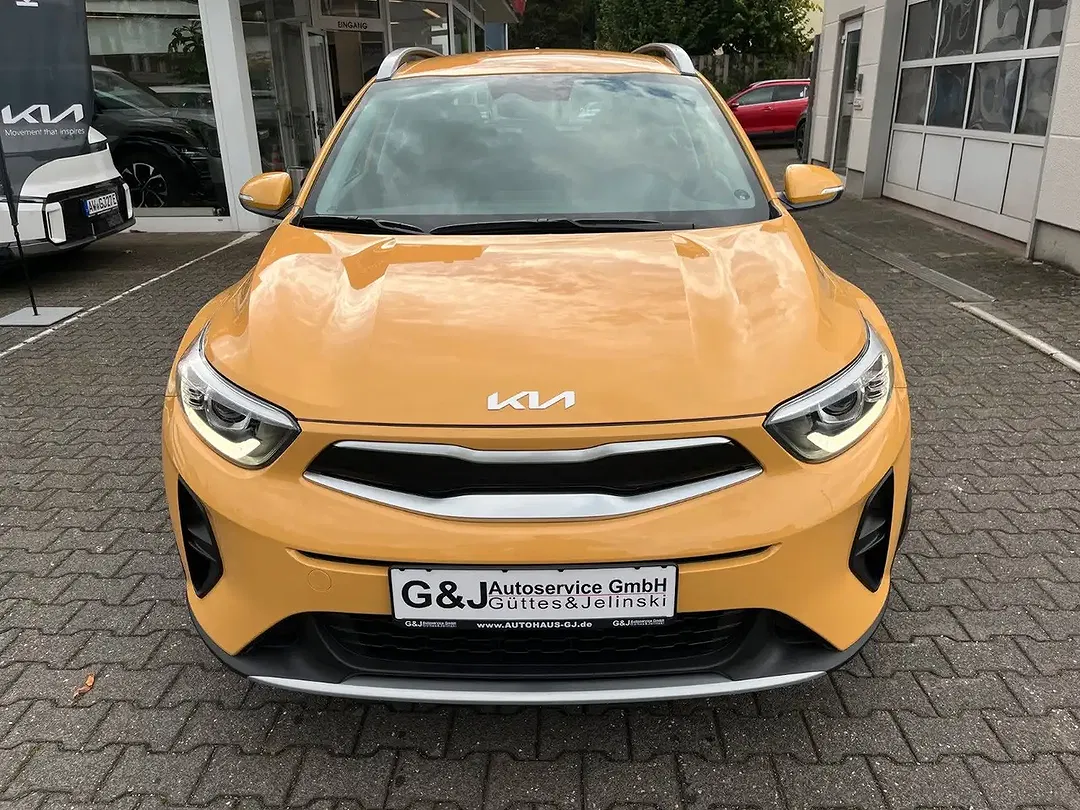 Kia Stonic Vision - Thumbnail 3