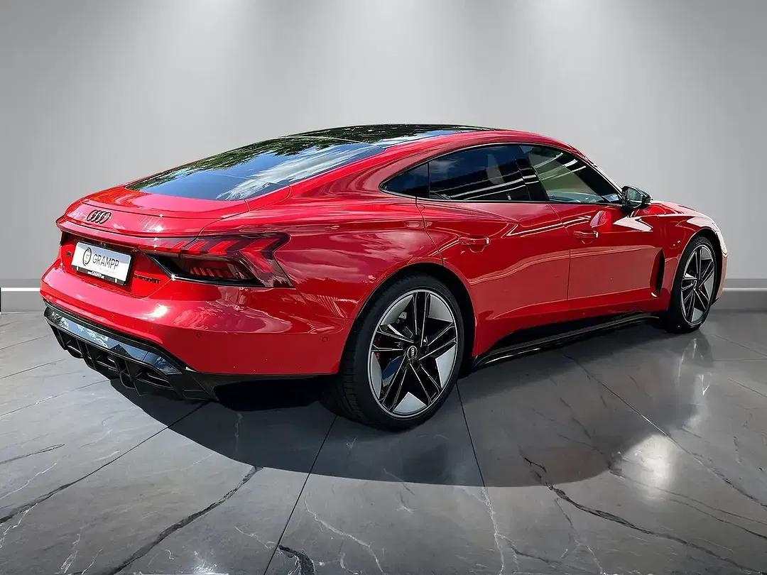 Audi RS e-tron GT - Thumbnail 13