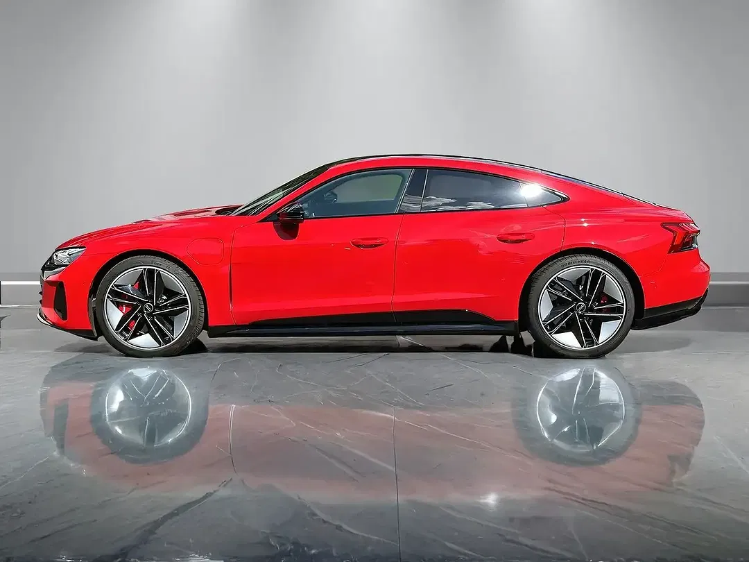 Audi RS e-tron GT - Thumbnail 5