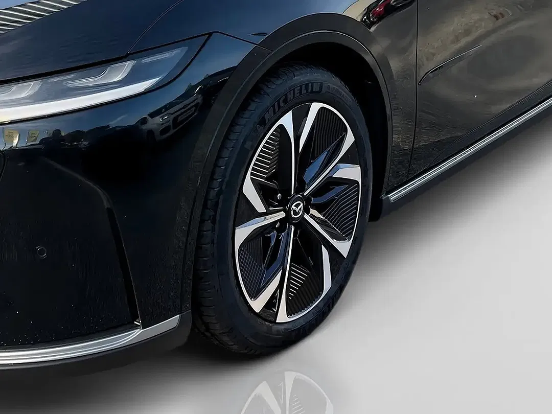 Mazda 6e EV Takumi - Thumbnail 8
