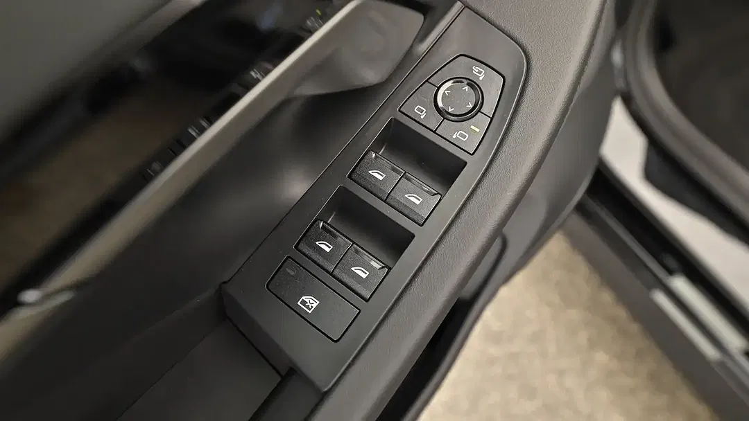 BMW 540 xDrive Pro - Thumbnail 11