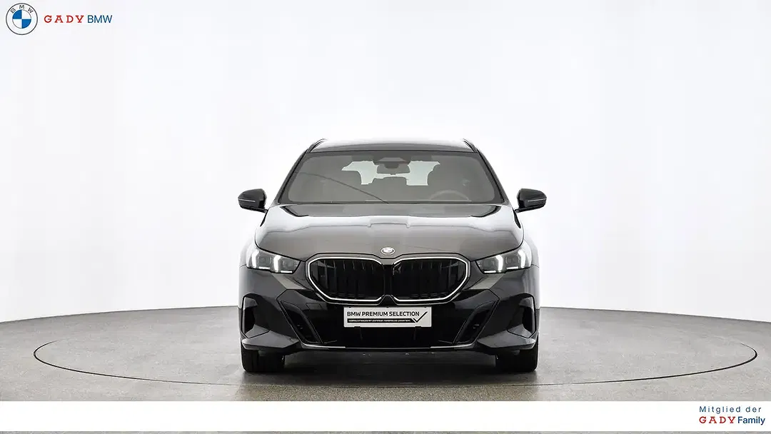 BMW 540 xDrive Pro - Thumbnail 2