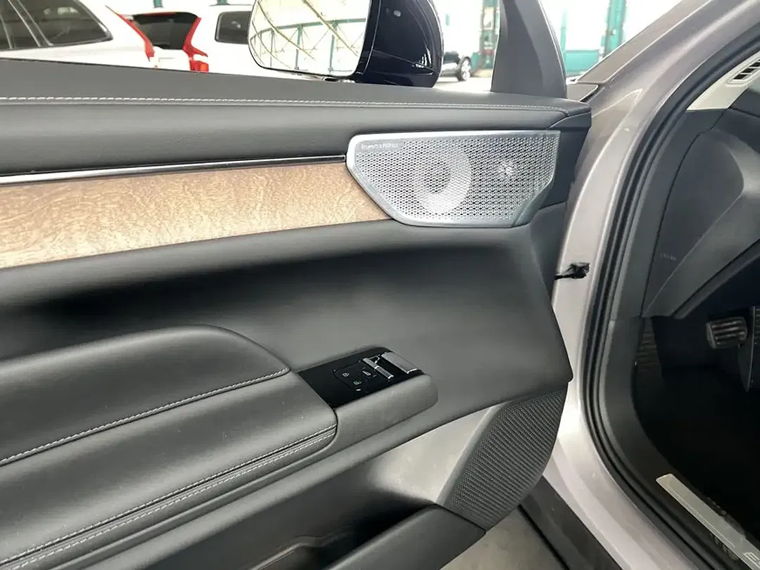 Volvo ES90 Single Motor Extended Range Ultra - Thumbnail 36