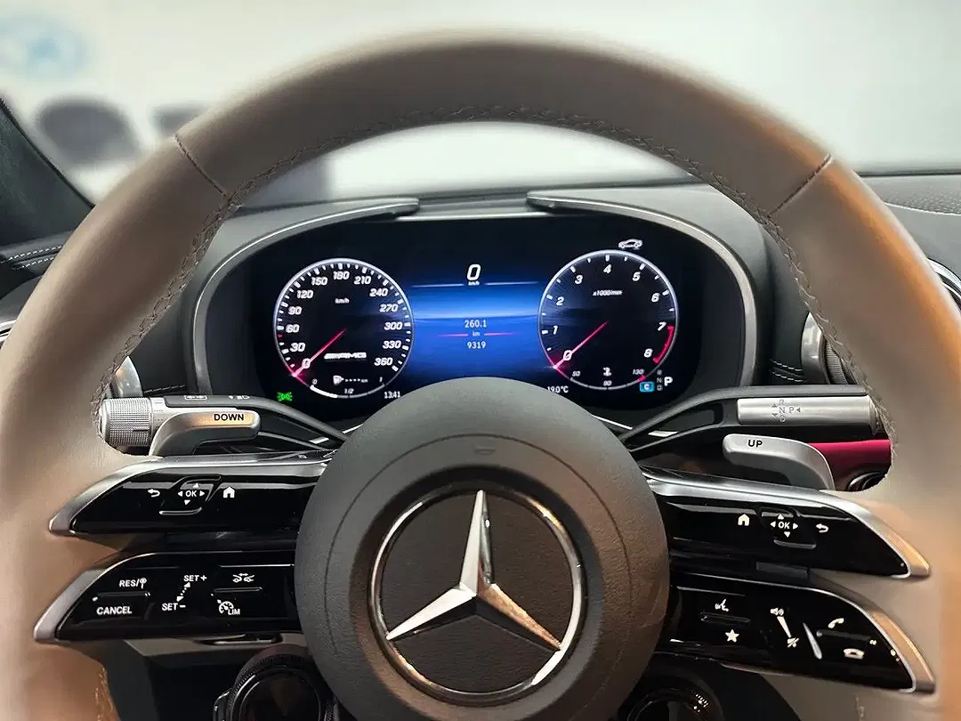 Mercedes-Benz SL 63 AMG 4MATIC - Thumbnail 9