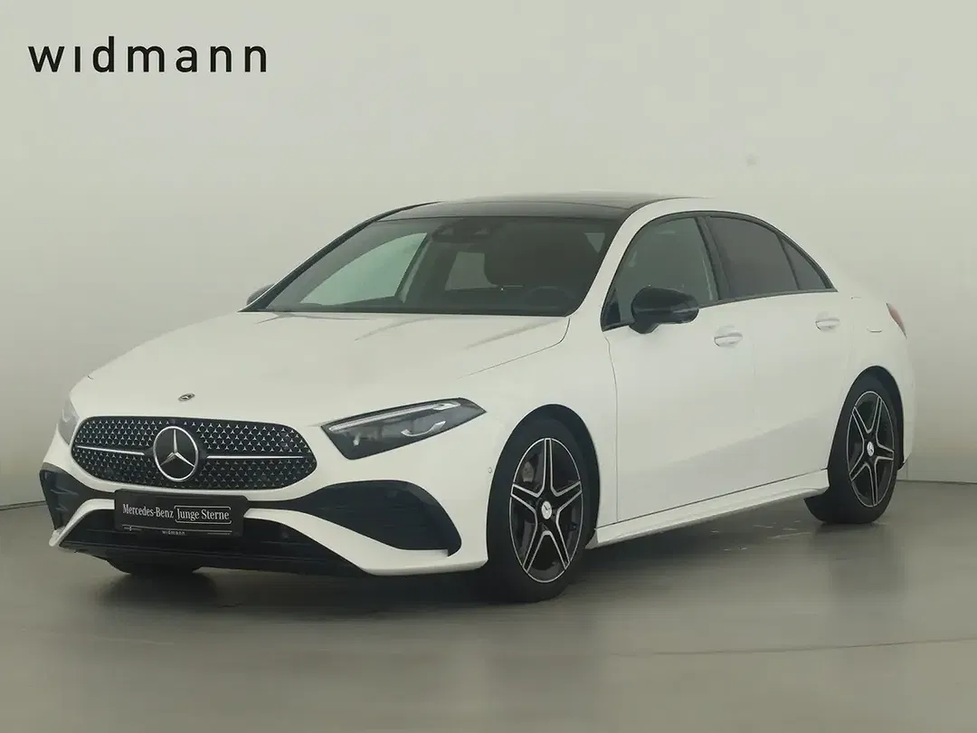 Mercedes-Benz A 220 AMG Line - Thumbnail 1