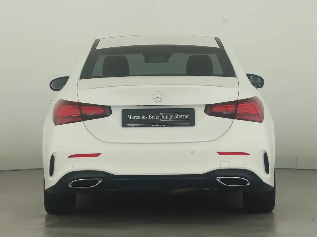 Mercedes-Benz A 220 AMG Line - Thumbnail 4
