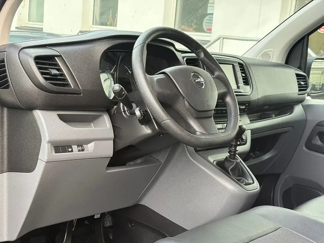 Opel Vivaro L2 lang Cargo - Thumbnail 14