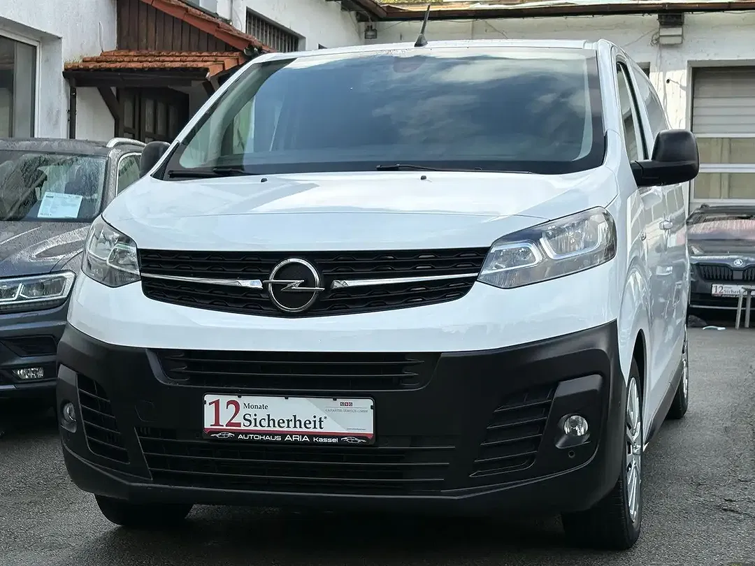 Opel Vivaro L2 lang Cargo - Thumbnail 4