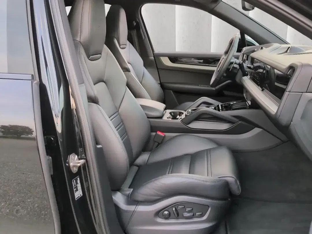 Porsche Cayenne S - Thumbnail 7