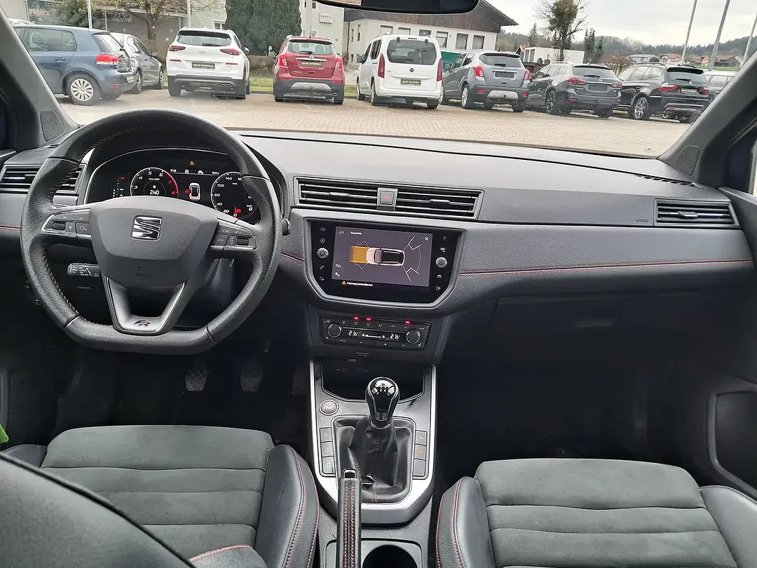 SEAT Arona - Thumbnail 13