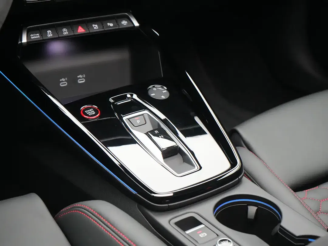 Audi RS3 Matrix LED Sportback - foto 14