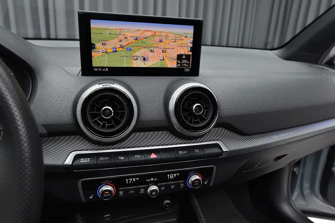Audi SQ2 2.0 TFSI Matrix LED - Thumbnail 10