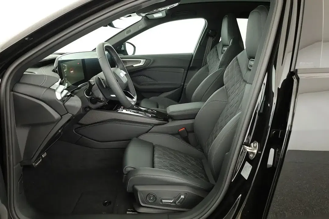 Audi S5 TFSI quattro Avant - Thumbnail 10