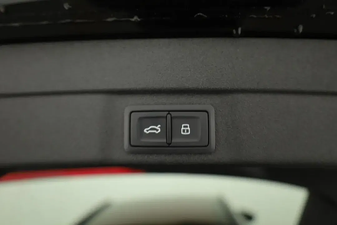 Audi S5 TFSI quattro Avant - Thumbnail 13