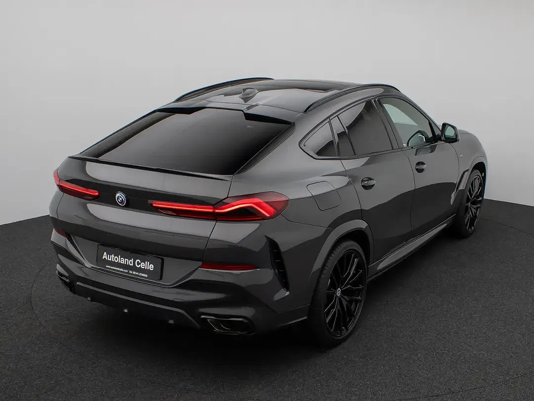 BMW X6 M - Thumbnail 4